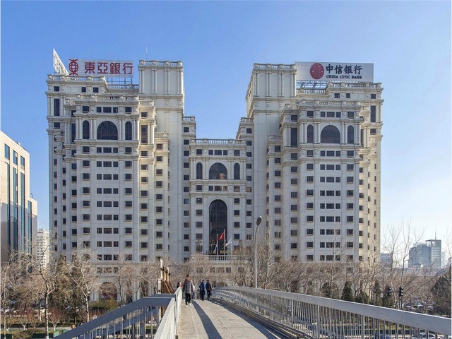 上海铝木复合窗公司